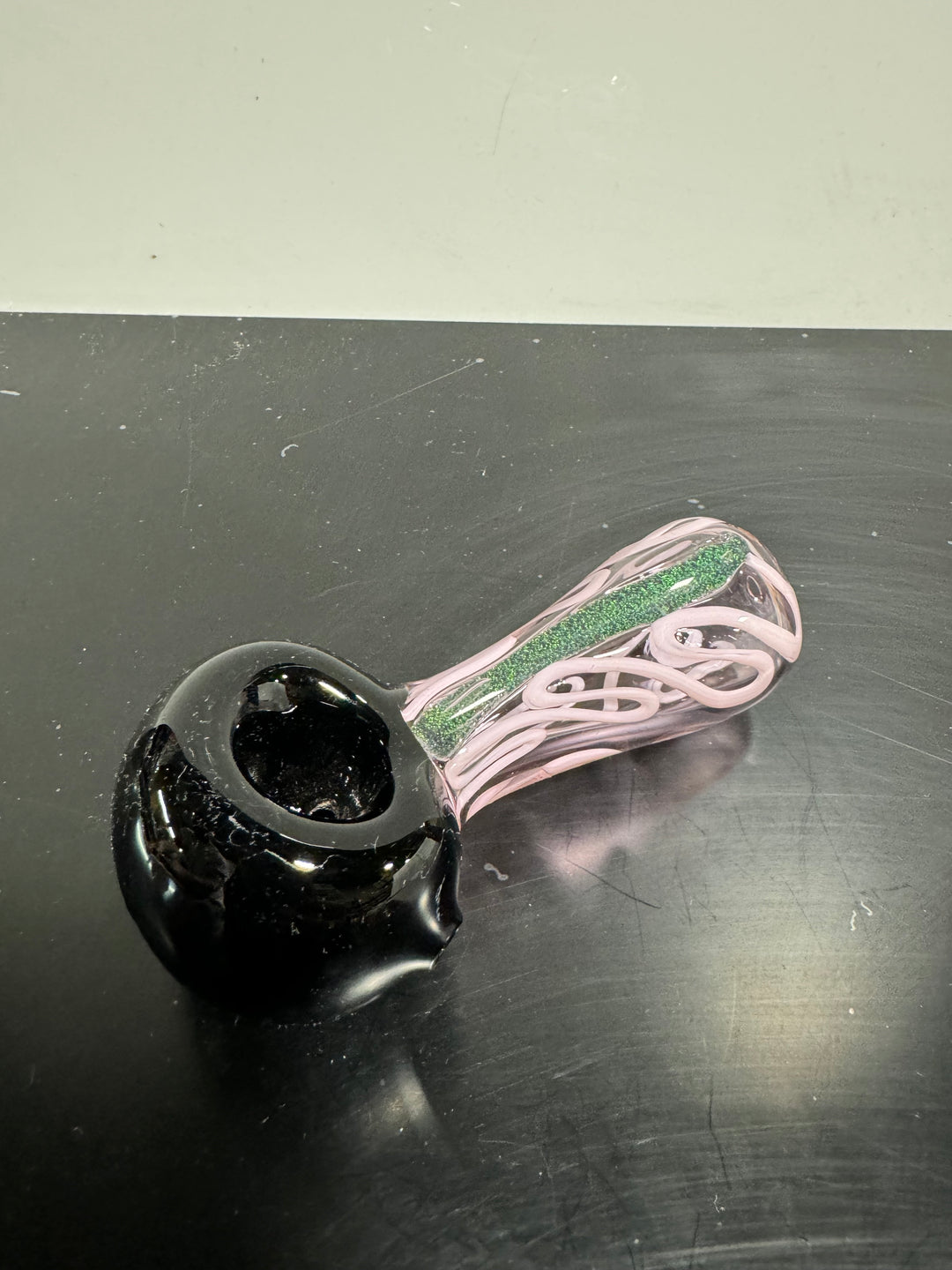 Sleek Harmony: Pink and Black Spoon Pipe - A Stylish Fusion for Your Smoking Pleasure